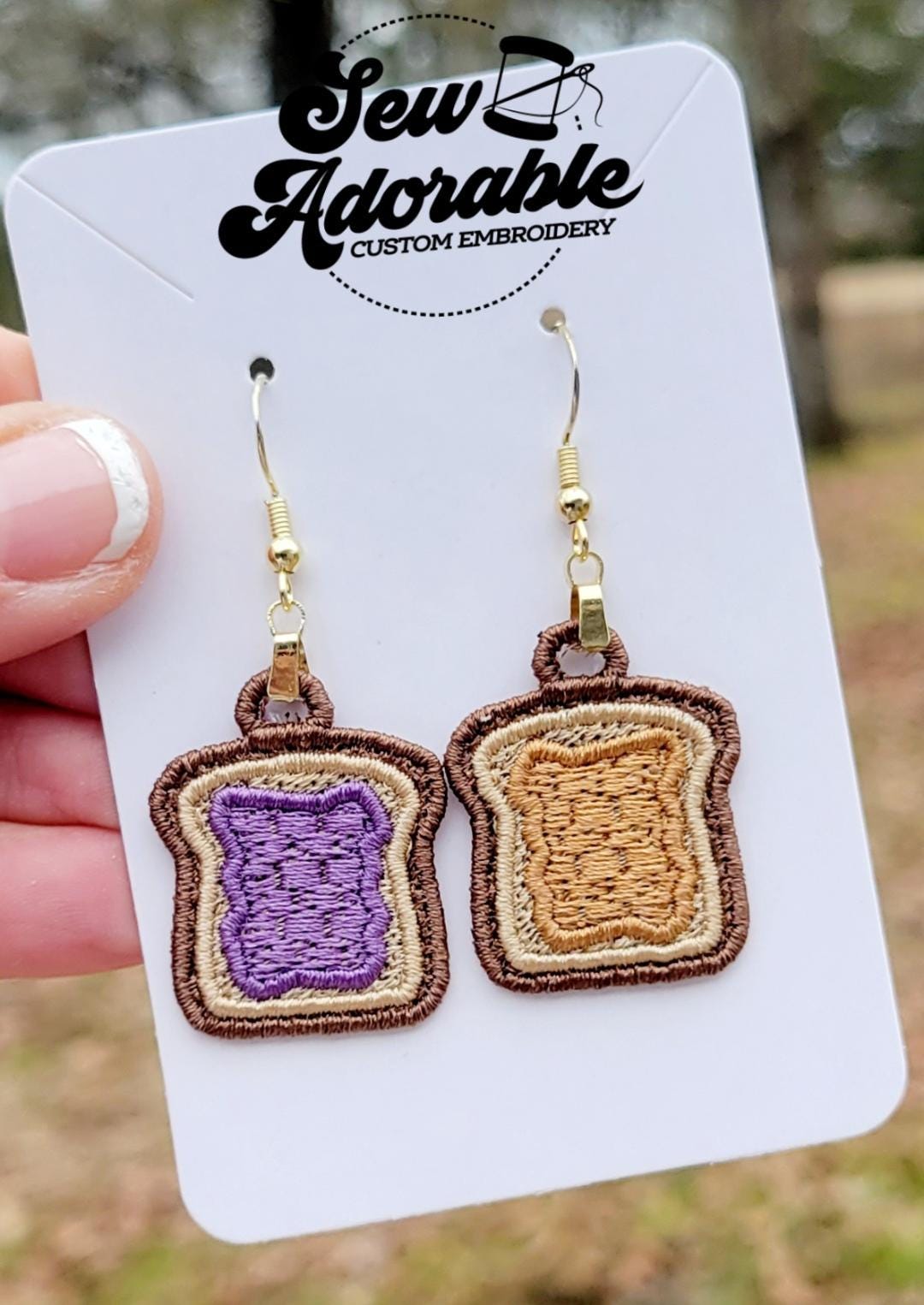 FSL PB&J Earrings - Machine Embroidery - Digital Design - Freestanding Lace